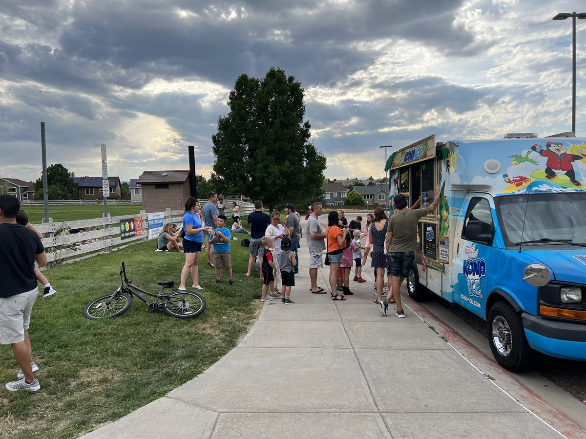patwolach's tweet photo. Explorer Kick Off for Heritage Elementary!! Kids met their teacher, food trucks, bouncy house!!! It was so great to welcome back our students to school!! Connected Community ❤️#heritageexplorers @dcsdk12 https://t.co/vBzp1mqxc6