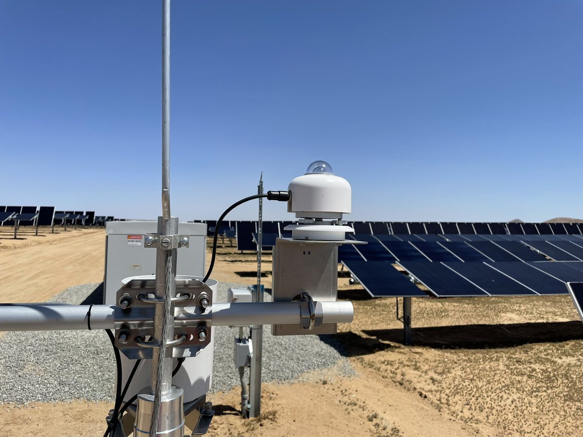 @SolarInMASS Leveling pyranometer for a 600mwdc in California