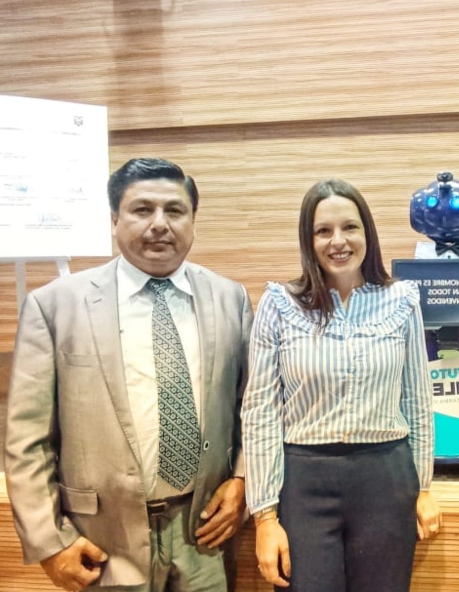 ISTPEM1's tweet photo. Los rectores de institutos tecnológicos de Manabí se reunieron con el coordinador zonal de la Senescyt, para definir detalles de la organización de la feria académica a realizarse el martes próximo, al cual acudirá la ministra de esta cartera de estado. https://t.co/P398ZBOaFw