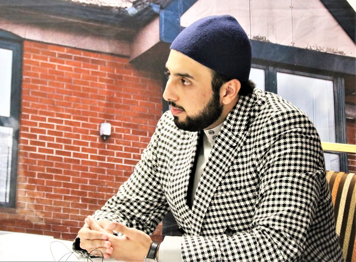 HammadQadriMQI's tweet image. Shaykh Hammad Mustafa al-Qadri al-Madani addressed the session with the brothers and sisters in UK. The session was organized by Minhaj College #Manchester as part of their "Summer Camp 2022". 
#knowledge #Education