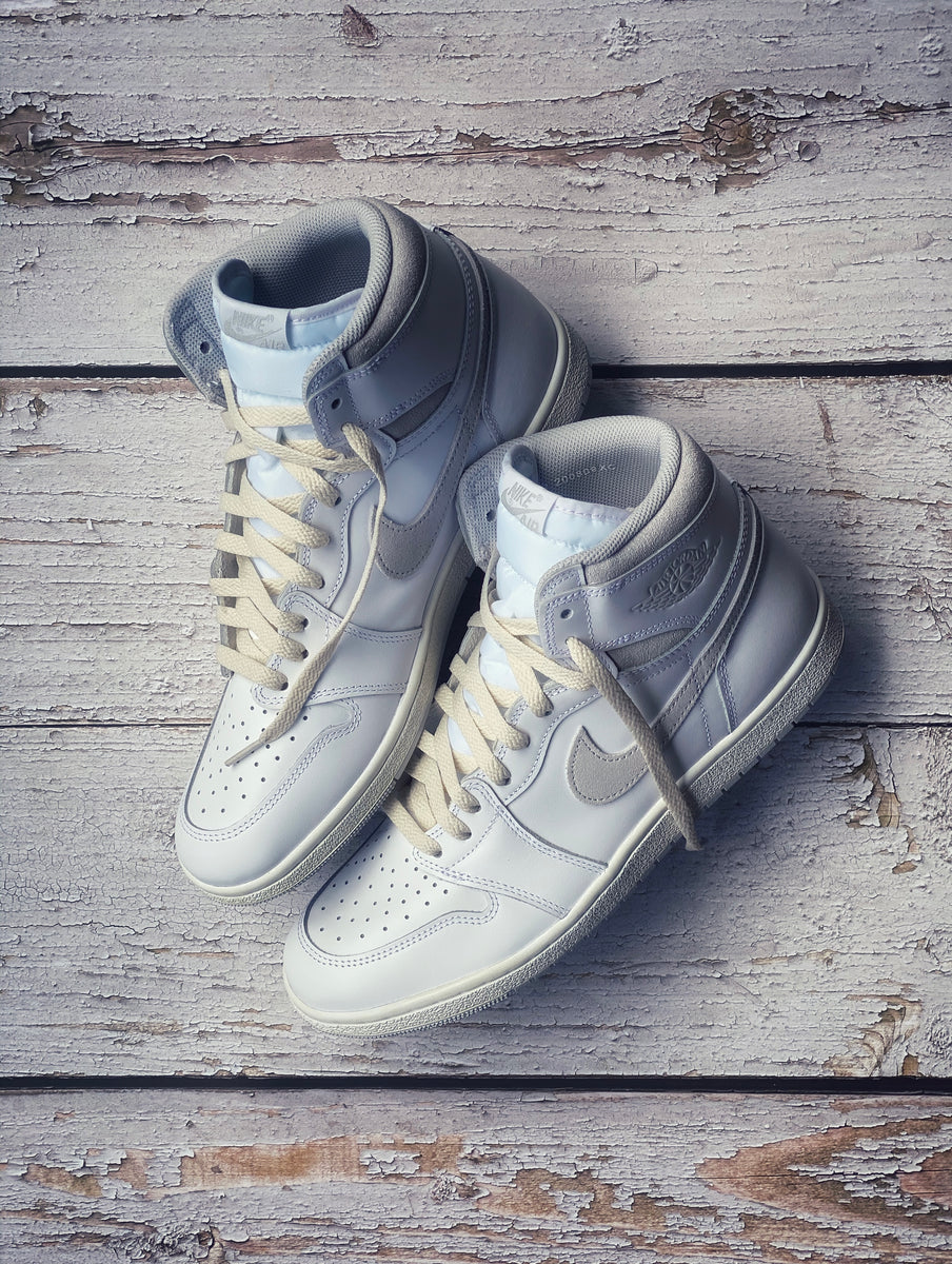 Doctorlaces's tweet photo. How to turn your brand new sneakers into an aged vintage? – Slickies https://t.co/pPW1n3RVaX https://t.co/wwZUbcBfh3
