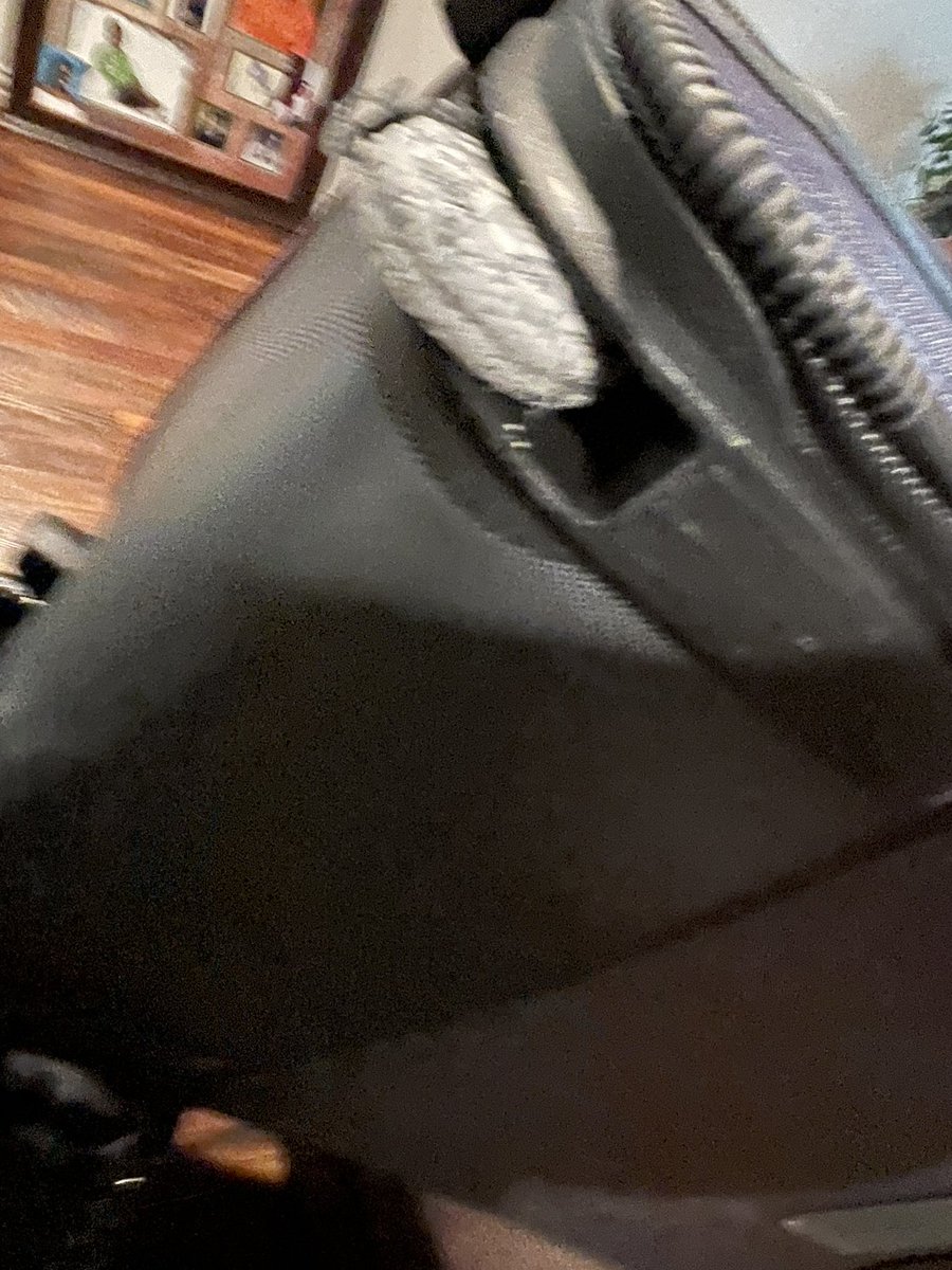 pswindel's tweet photo. @SamsoniteUSA  purchased suitcase years go and wheel on suitcase created a white crumbling residue on wheels, they fell apart.2 suitcases. the bag is the wheel. Nothing we ran over suitcase store in our closet. other store inside big suitcase. Both formed this white residue https://t.co/GmJzhhoRak