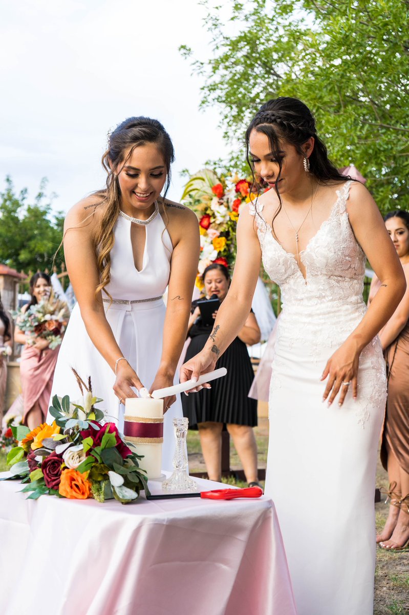 allyraaee's tweet photo. marrying your best friend? highly recommend✨ https://t.co/oXDYFPiYcA