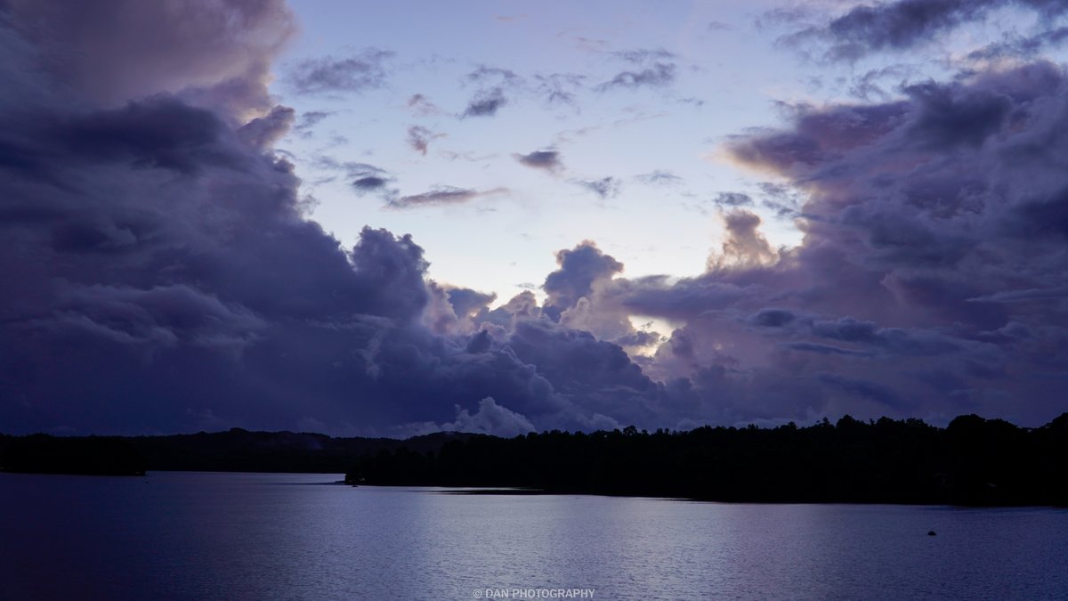 dantoearth27's tweet photo. Lake Caliraya, Laguna

#naturephotography #nature #landscapephotography #landscapeshot #nightsky #nightphotography #astrophotography #lake #philippines #samyang12mmf2 #photography #stars #moon https://t.co/ecXfsGAMbY