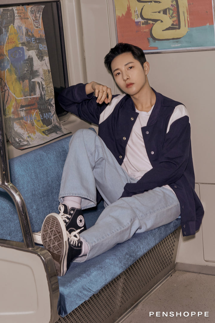 renjunsfluffy's tweet photo. handsome renjun https://t.co/Q7pf31Njvb