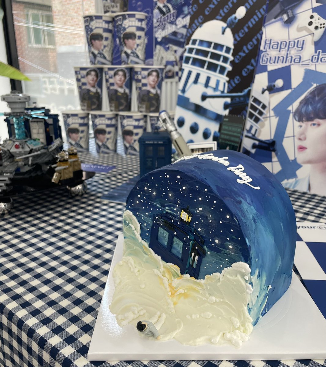 BERRYPIC187's tweet photo. 🔭 Beyond the milky way 
해시태그 이벤트

SNS (트위터, 인스타그램) 아래 해시태그를 달고 생일카페 방문 후기를 남겨주시면 추첨을 통해 디피에 이용되었던 소정의 물품을 드립니다. 

#갈리프레이에서_온_편지 
#지구5666의_건하에게 https://t.co/mjUEm5VEpM