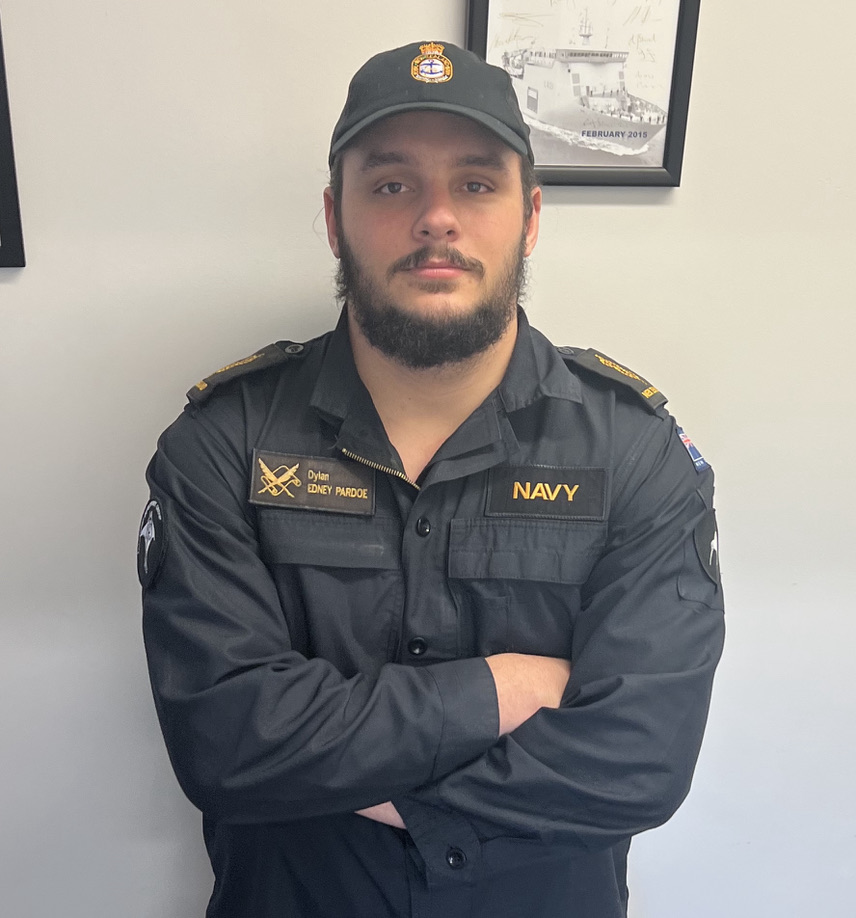 NZNavy's tweet photo. Te Reo Māori Kūki ‘Airani 🇨🇰 Meet Able Writer Dylan Edney-Pardoe.  To celebrate #CookIslandsLanguageWeek, Dylan shares his thoughts about his culture, naval career and more.

Read more➡️https://t.co/dyEcaVSgAb 

#NZNavy #Force4NZ https://t.co/rIurfm8gzd