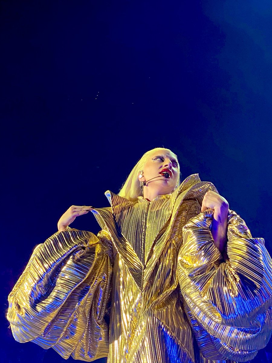 X_MNR's tweet photo. You’ve killed it! @ladygaga extravaganza!!! #babylon  #ChromaticaBall #Arnhem https://t.co/tXTsivT1IZ