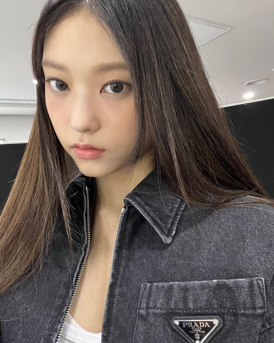 picsnewjeans's tweet photo. 📸🐹
#Haerin https://t.co/JtTTt3FauM