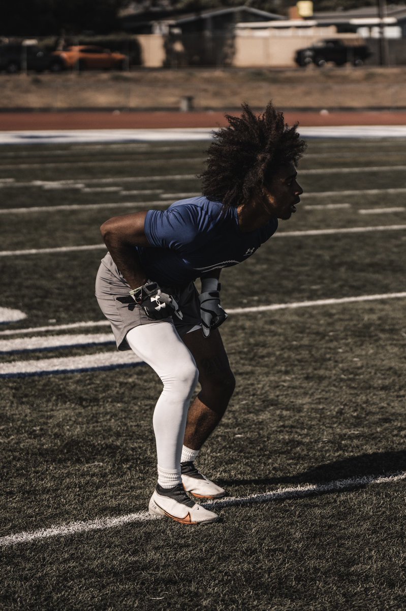 COHSFootball's tweet photo. Almost GO time ⏳
#ChargedUp 🔋 https://t.co/1HkFm2RsB5
