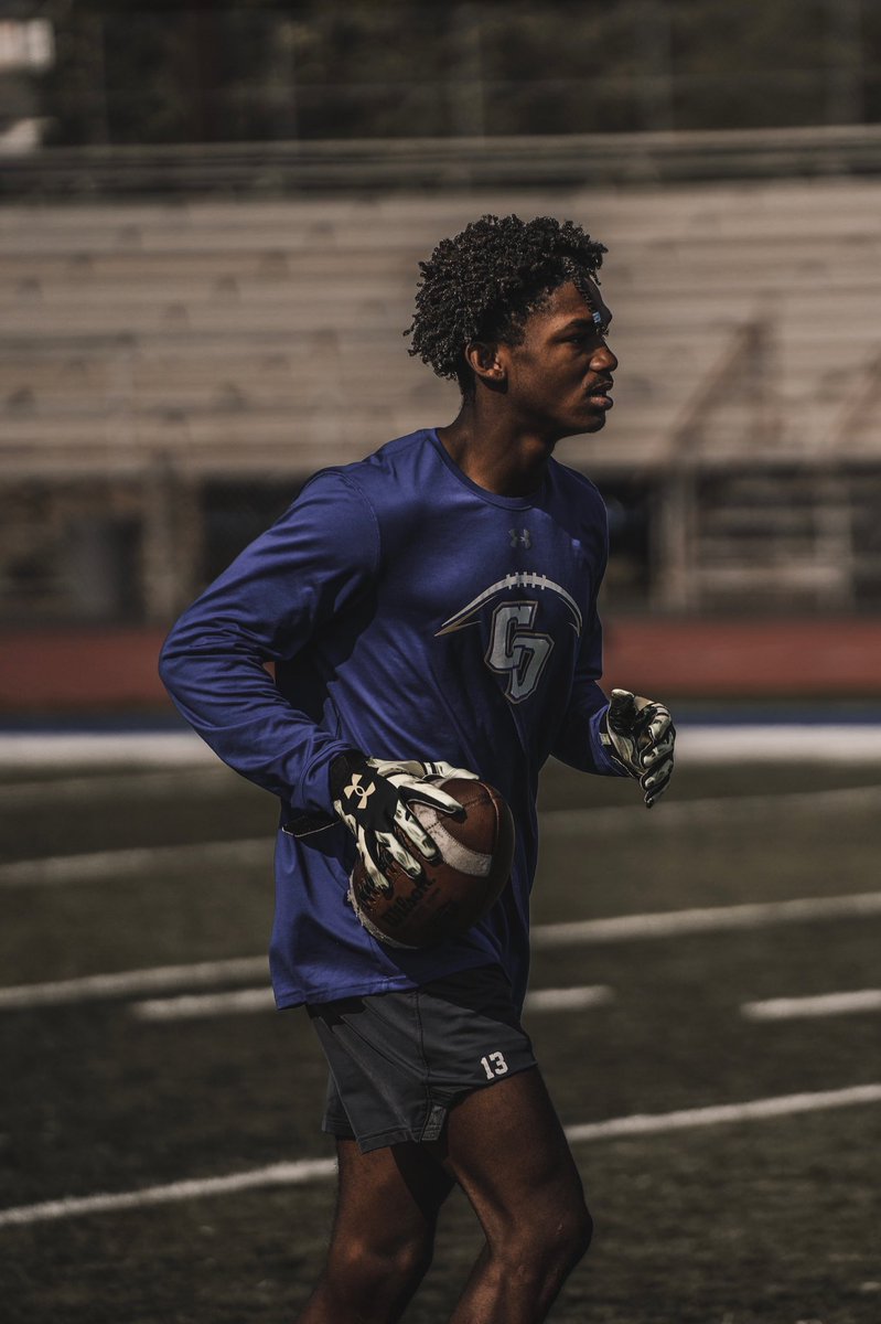 COHSFootball's tweet photo. Almost GO time ⏳
#ChargedUp 🔋 https://t.co/1HkFm2RsB5