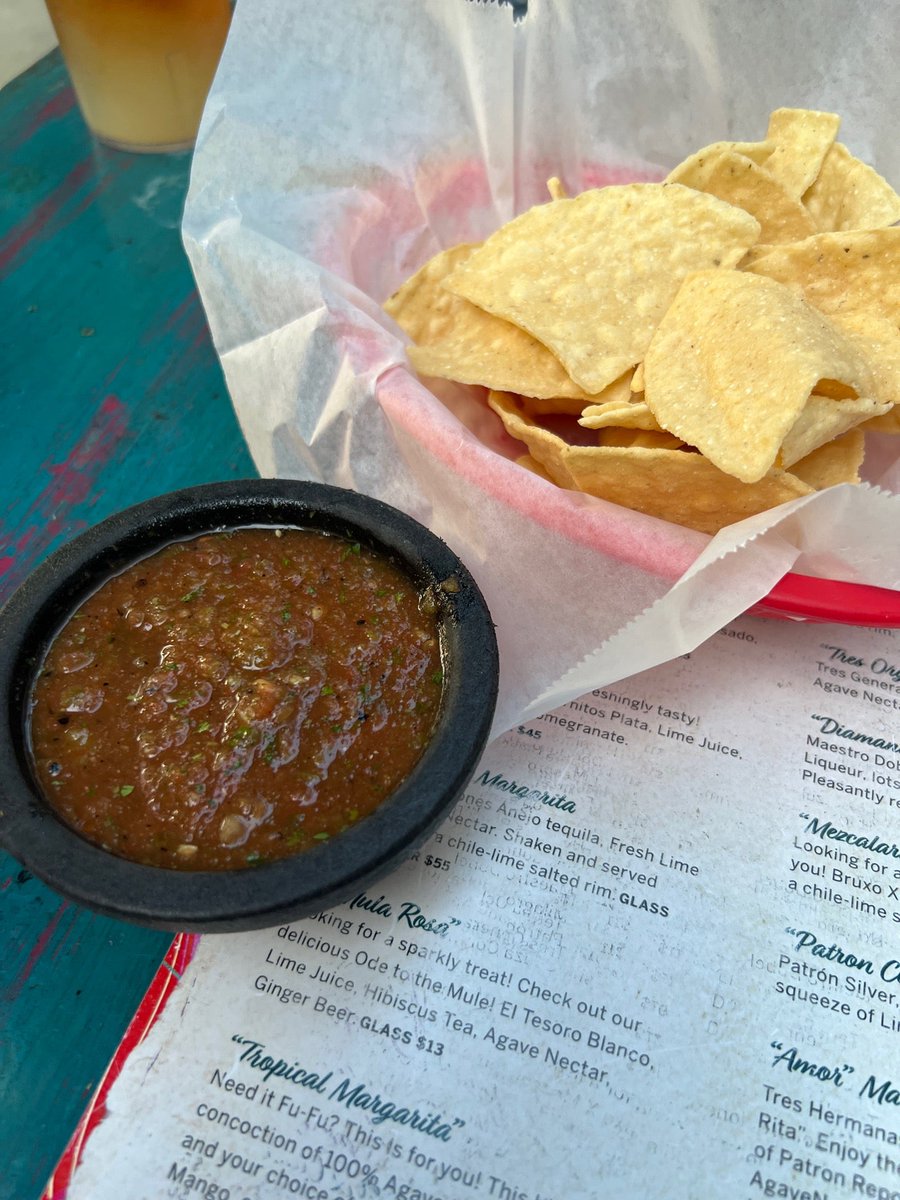 ContraAl's tweet photo. Excellent salsa! Worth the trip (@ Tres Hermanas in Sacramento, CA) https://t.co/bAj3xIbNq0 https://t.co/UHe0G2UYLq