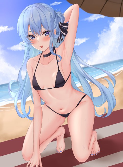 siちゃんえっちビキニ💕💕

「暑い夏だ」 