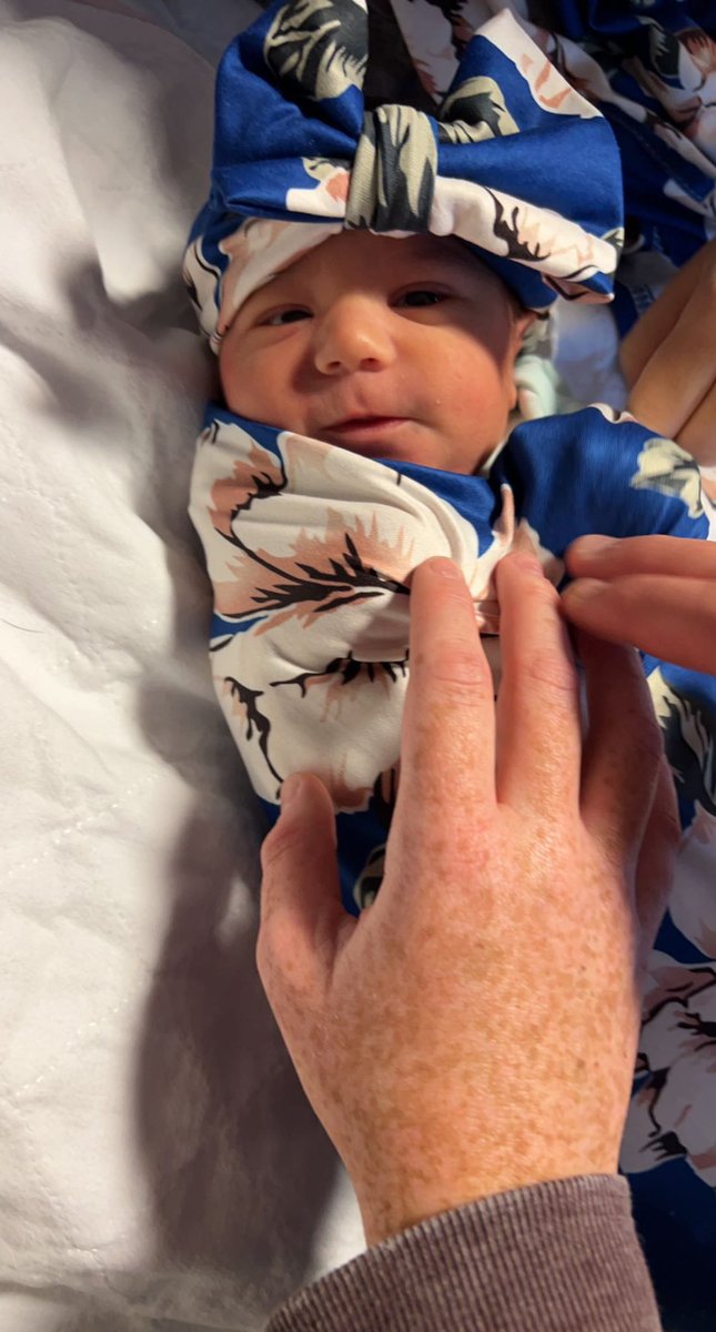 risharenee05's tweet image. Uh oh… my bank acct is in trouble