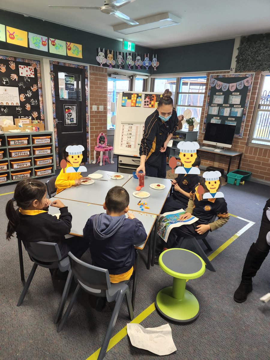 Matt_Dibley's tweet photo. Demonstrating a cooking lesson for our parents who came to visit yesterday! Mini pizzas were on the menu as students showcased their cooking abilities! #educationweek #eduweek22 #supportunit #cooking #lifeskills https://t.co/e6SsUeGUVJ