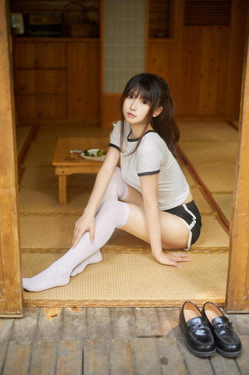 LEYOU66's tweet photo. 更新一下 #成都约拍 https://t.co/PxPbZFx0iF