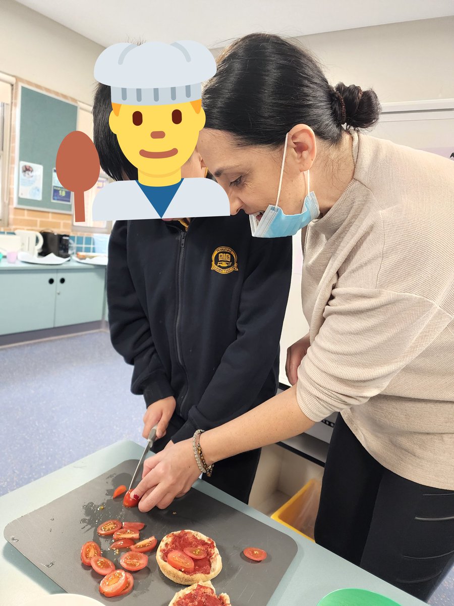 Matt_Dibley's tweet photo. Demonstrating a cooking lesson for our parents who came to visit yesterday! Mini pizzas were on the menu as students showcased their cooking abilities! #educationweek #eduweek22 #supportunit #cooking #lifeskills https://t.co/e6SsUeGUVJ