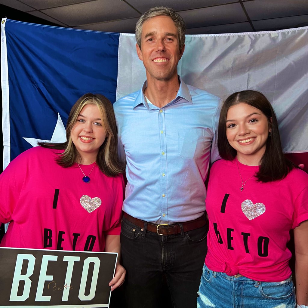 BetoORourke's tweet photo. Beto 💙 Texas. https://t.co/vc3QZH46xS