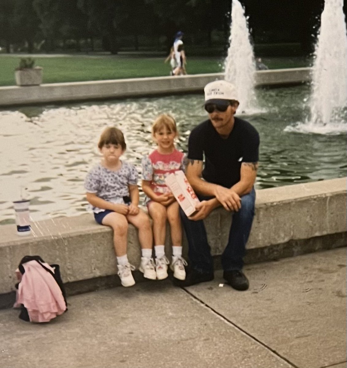 WHYKELLYWHY's tweet photo. Have an Old Style for this absolute legend. Gone way too young. But after 25 years of pain and 5 years of cancer, you can finally be free. https://t.co/wTsdOmESWs