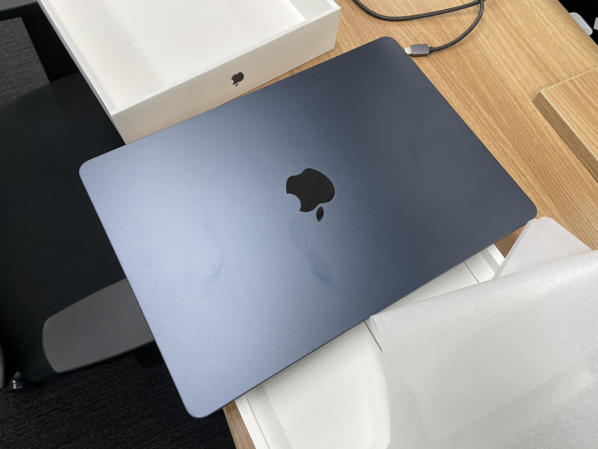 Apple アップル MacBook SSD 256GB 8GBメモリ Retina
