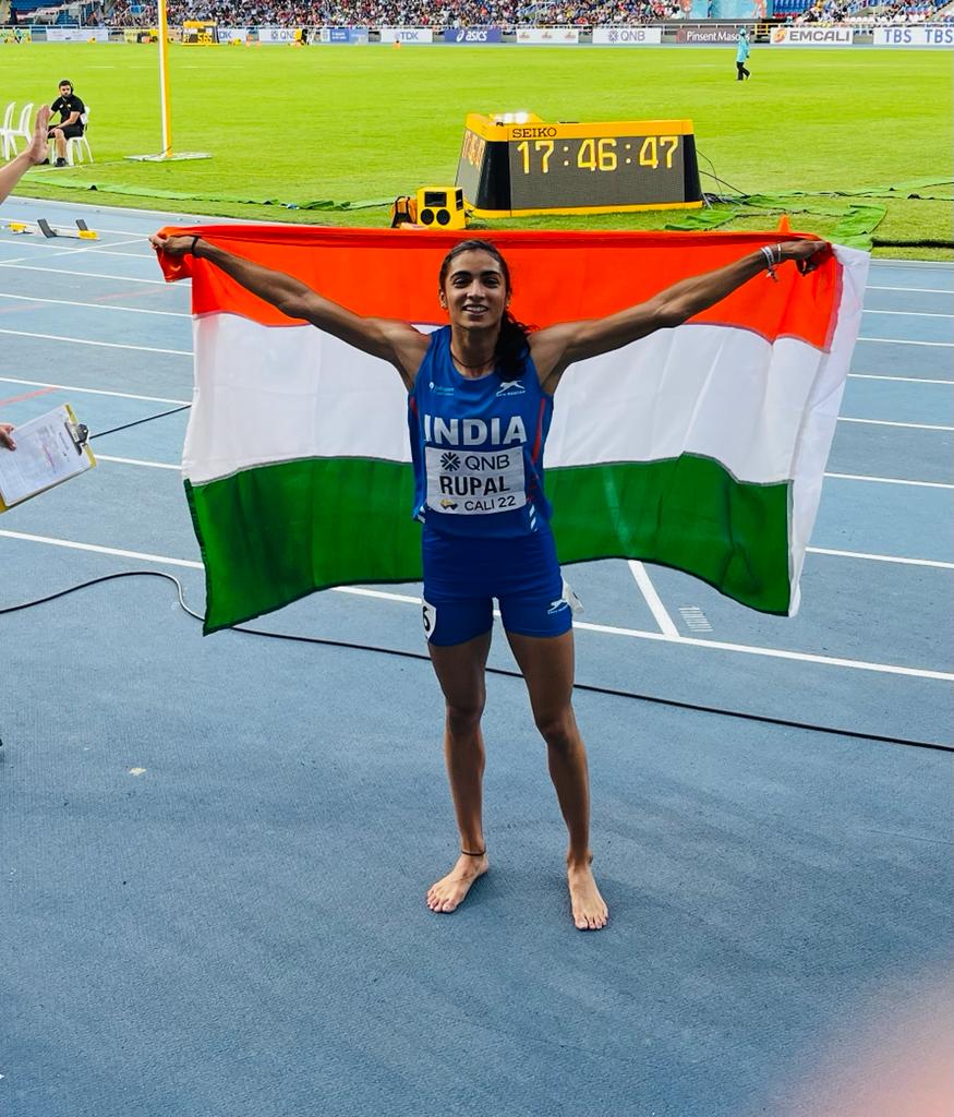 htTweets's tweet photo. #RupalChaudhary (51.85s Personal Best) delivers India a bronze at World Athletics #U20 Championships in Women's 400m

The only Indian to win 2 medals at the same U20Worlds after she helped 4*400m mixed relay team to a silver finish earlier

(Source: Sports Authority of India) https://t.co/xtP88pf4ZJ