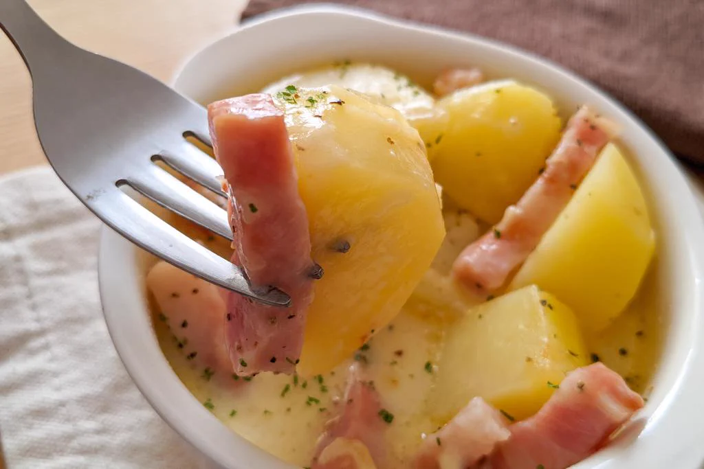 レンジにおまかせの絶品レシピ「本気のじゃがいもカルボナーラ」