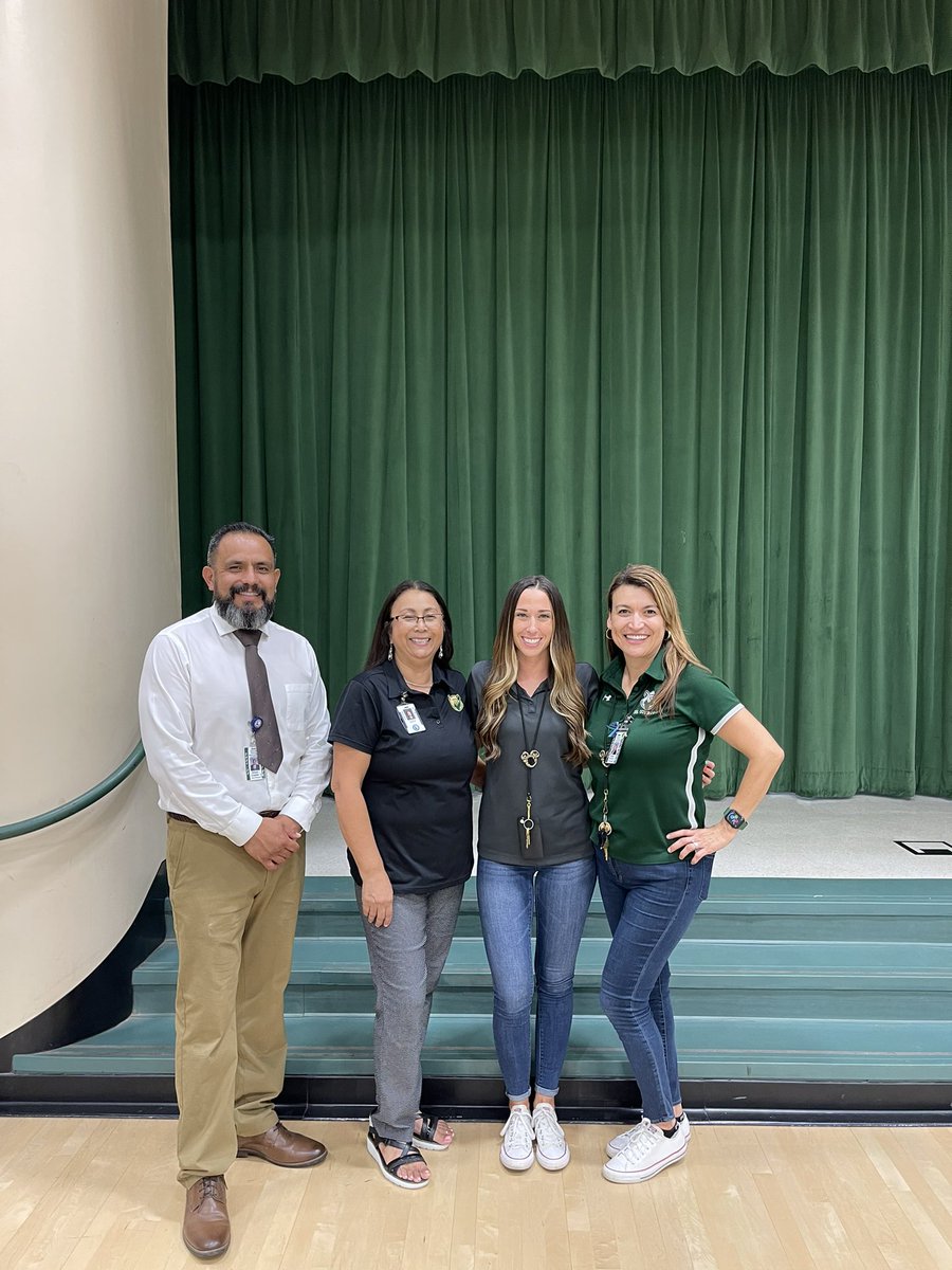 Guerrerotweets's tweet photo. I’m blessed to have such a great team! Back to school kick off was a success!! #sciabears #sciajourney #whateverittakes https://t.co/3SVDlBEFdZ