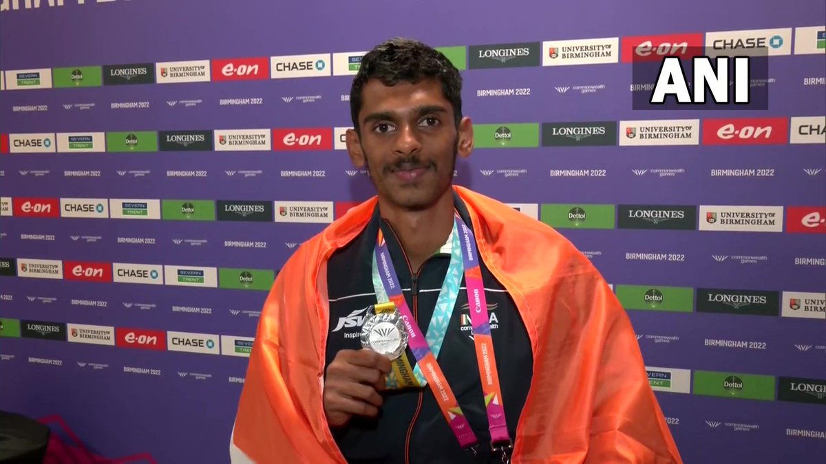 "Congratulations to Sreeshankar for winning silver in the long jump at #CommonweathGames. Your long leap has brought India’s first-ever medal for this event in Commonwealth Games.This pathbreaking achievement will inspire countless Indians, especially the youth," tweets President