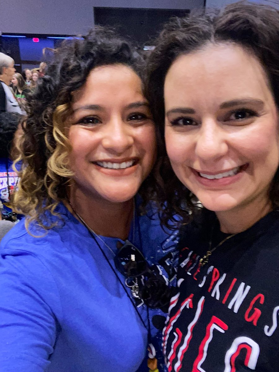 Sisters at the #Convocation2022 #WeAreTheLight #HumbleISD 👯‍♀️🥰