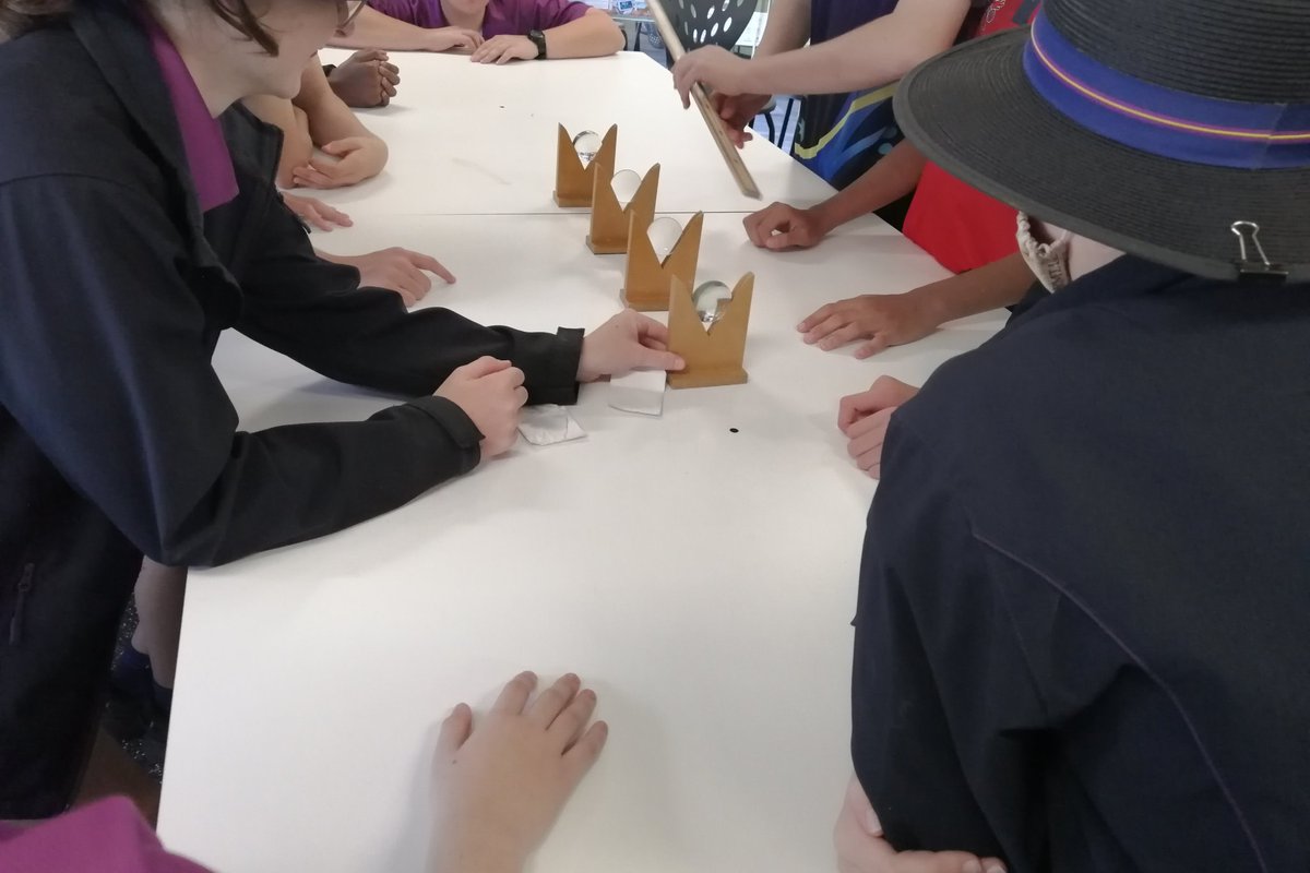 PulleAnne's tweet photo. Had a wonderful @WOSQld visit to Cairns with my WoS buddy Timothy Hirsch. 2 schools, 5 science lessons and so much fun. Kids really enjoyed the lessons. We were lucky to witness the perfect view for a school surrounded by a mountain range too..😍
#WoSqld #STEMQLD #scienceedu https://t.co/MH9uMrd7sm