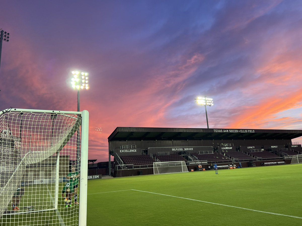 coachgsoccer's tweet photo. Another Gorgeous Night at Ellis Field! #GigEm https://t.co/IUhRkwcNpi