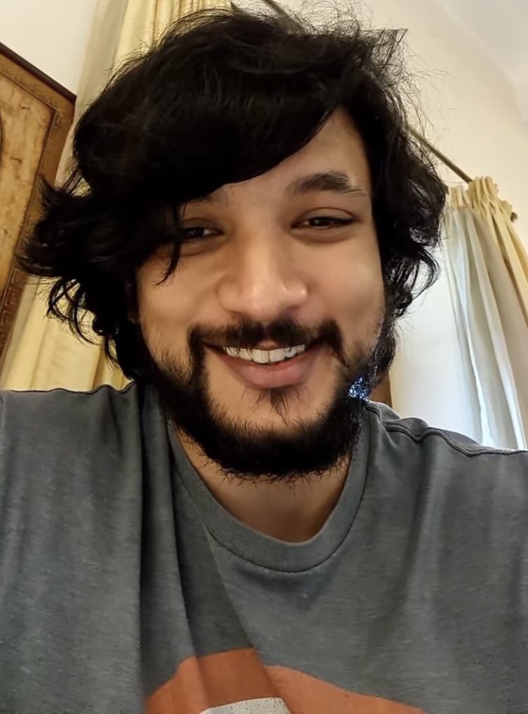 Gautham_Trends's tweet photo. #PathuThala ✨
#SilambarasanTR #Atman #STR #STR45
#GauthamKarthik #NavarasaIlavarasan #GK #GK14
@StudioGreen2 @Kegvraja @PenMovies @SilambarasanTR_ @Gautham_Karthik @arrahman @nameis_krishna
@priya_Bshankar @KalaiActor
@Iamteejaymelody @Cinemainmygenes https://t.co/DeZ1aIApj9