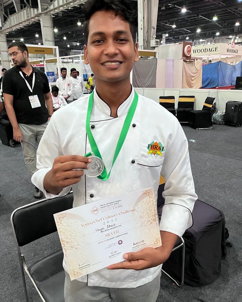 ArunSin64643149's tweet photo. We are proud to inform that Mr.Nayan student of 2nd year of https://t.co/r4xTq6EcSB. In FHRAI-IHM today got silver medal in Pasta Prepration in young chef competition organised by ICF in IHE-22.This is Ist honour of the student of FHRAI-IHM .and we are delighted to share this. https://t.co/7Li1mX5Nb4