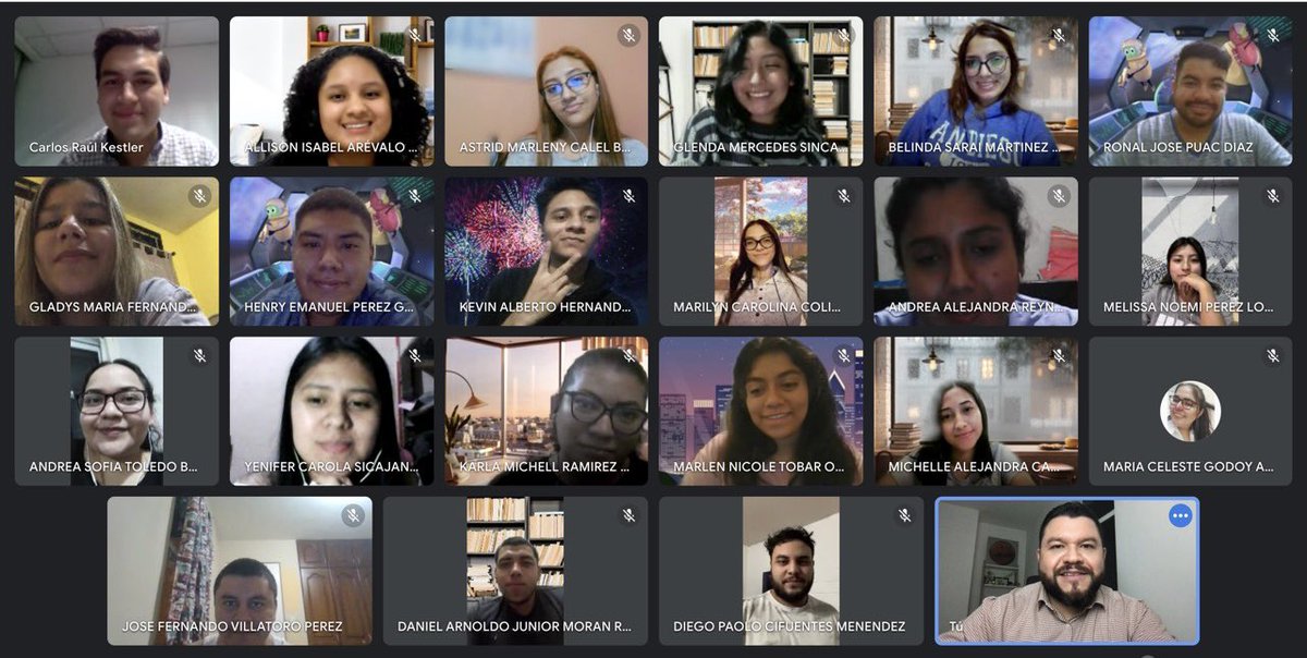 carlosrkestler's tweet photo. Fue un gusto conversar con estudiantes de la @marianogalvez acerca del periodismo de profundidad e investigación. Es chilero escuchar a futuros colegas comunicadores y periodistas. 🗞

¡Gracias a @davisdeleon por la invitación! https://t.co/XVQj91SMP9