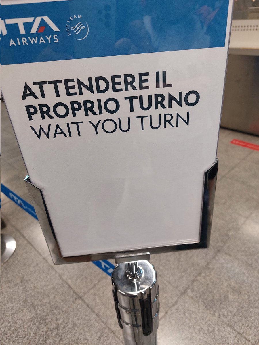 dorinileonardo's tweet image. Aspettano che ti giri