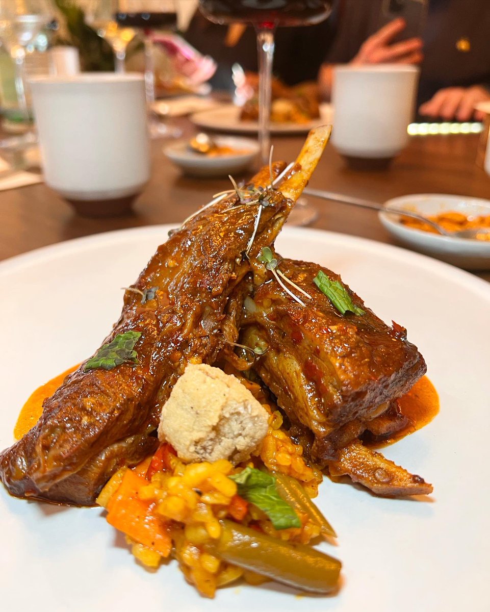 ant_kneee's tweet photo. Did you catch all the drama in the season finale of #MeortheMenu? Keep an eye out for me making an appearance #BocadilloMarket #Chicago! Watch it on @FoodNetwork or Stream now on @discoveryplus #discoveryplus. Here’s some photos from the night of the shoot back in January. https://t.co/U6r0Oa6fDS