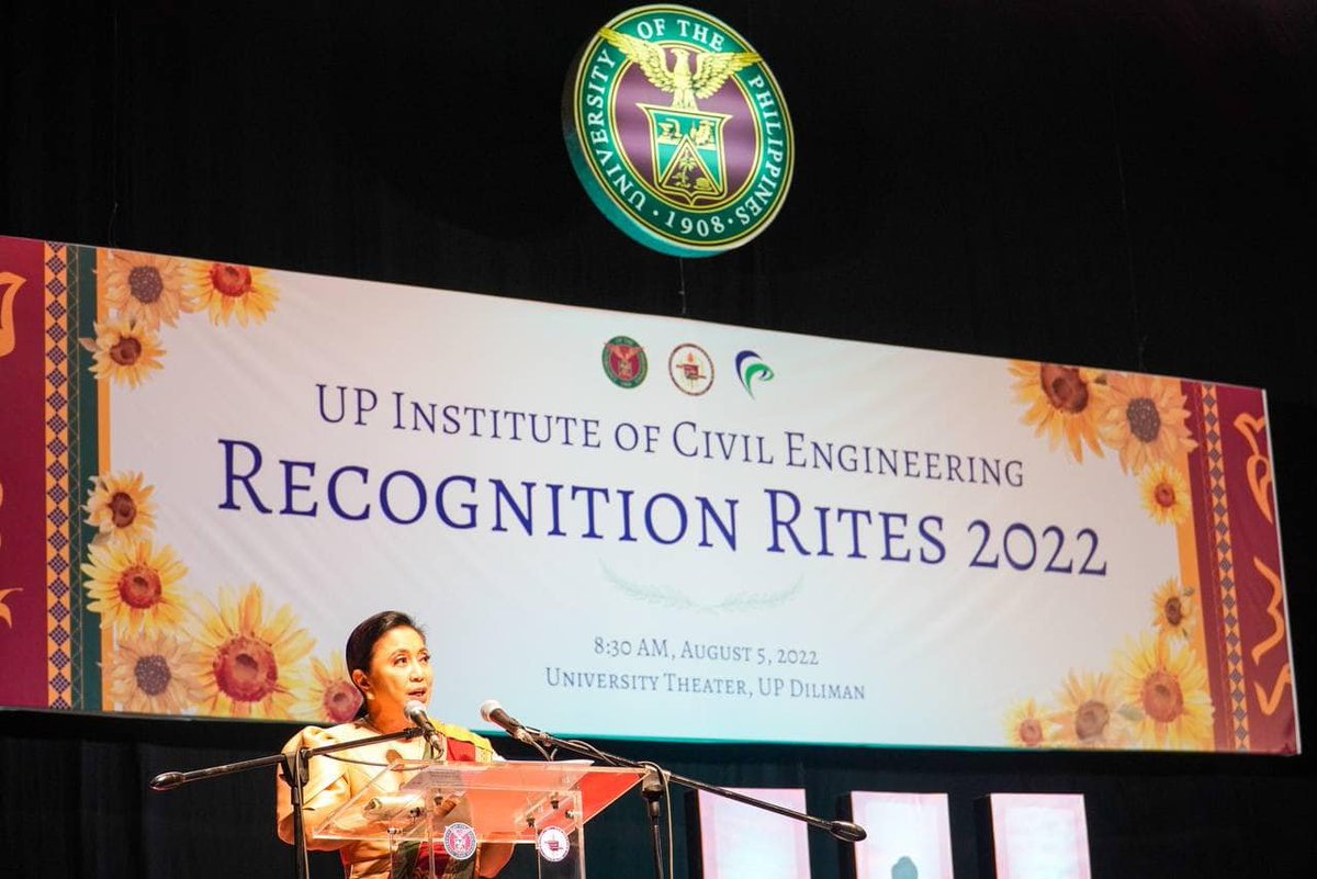 CrushMajor's tweet photo. SPEAKER AGAIN 💗

"Was Keynote Speaker at the UP Institute of Civil Engineering Recognition Rites this morning... pleasantly surprised when their Chorale sang Liwanag sa Dilim after my speech. Thank you for the honor and congratulations to all the graduates." - Atty. Leni Robredo https://t.co/4OUypszyDb