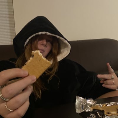 kira_stormm's tweet photo. #NewProfilePic https://t.co/CHJhjQXOwa