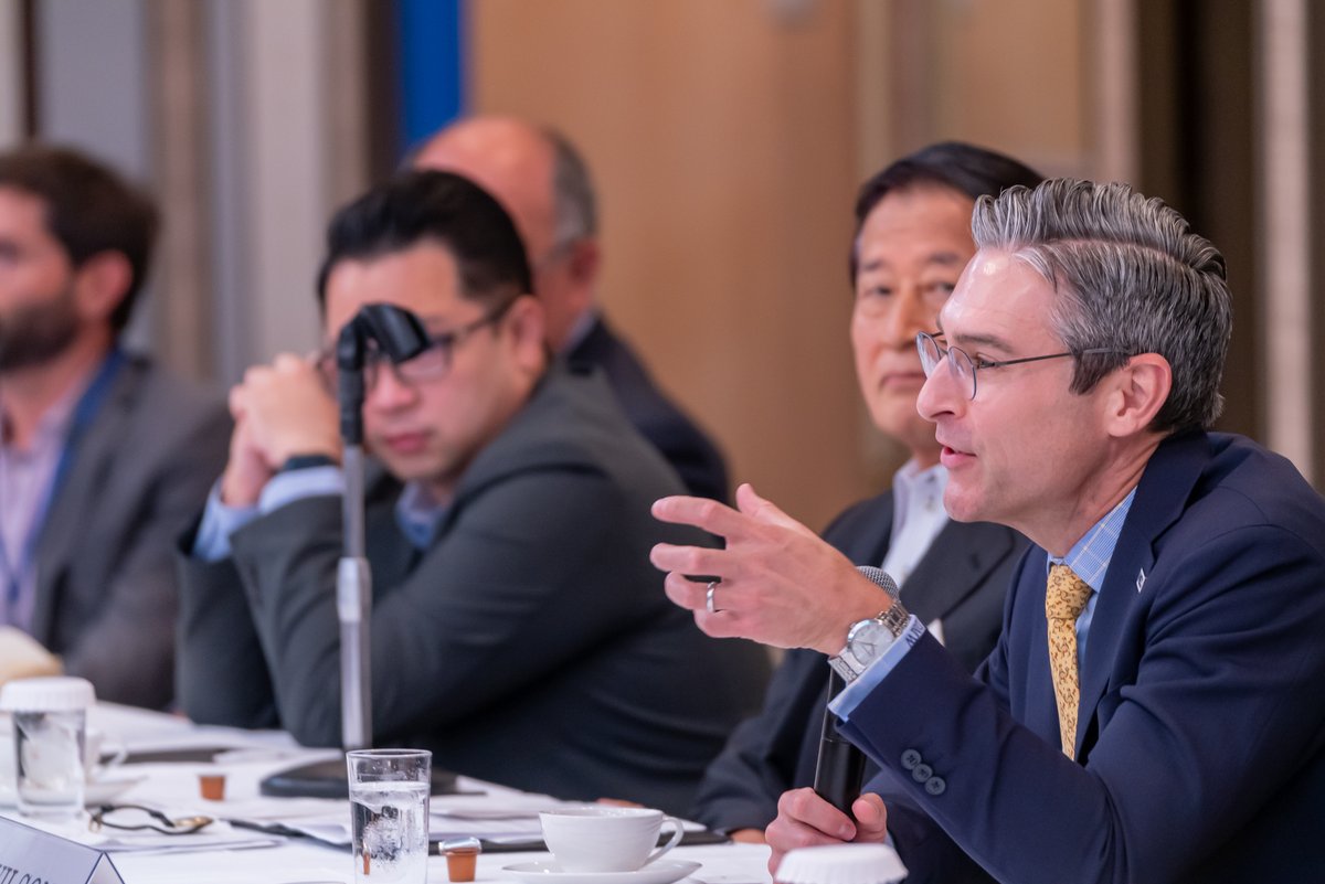 TFDemocracy's tweet image. Members of Sunnylands Initiative retreat II (@HelloKetty1998) also met with Japan's Diet members and State Minister for Foreign Affairs Kiyoshi Odawara to discuss how to safeguard democracy &amp;amp; a free and open Indo-Pacific.
@JCIE_org @NEDemocracy @SunnylandsTrust 
#DemocraticUnity