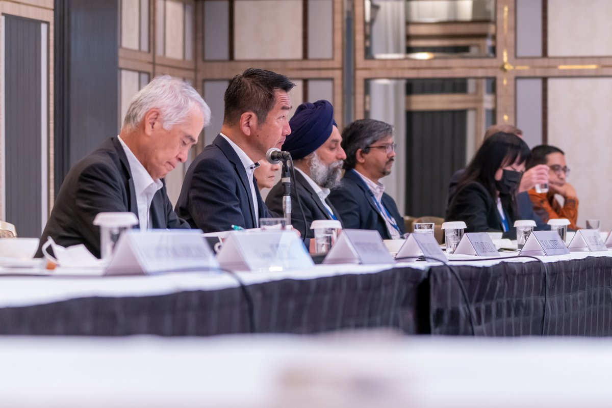 TFDemocracy's tweet image. Members of Sunnylands Initiative retreat II (@HelloKetty1998) also met with Japan's Diet members and State Minister for Foreign Affairs Kiyoshi Odawara to discuss how to safeguard democracy &amp;amp; a free and open Indo-Pacific.
@JCIE_org @NEDemocracy @SunnylandsTrust 
#DemocraticUnity