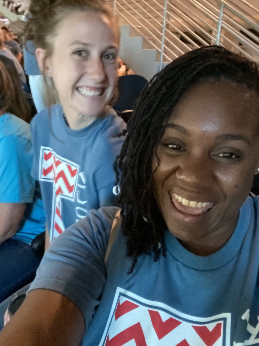 kluvv2's tweet photo. Convocation #tadlocklearns #tadlockrocks #ourfisdstory https://t.co/Zxl8f3zr4n
