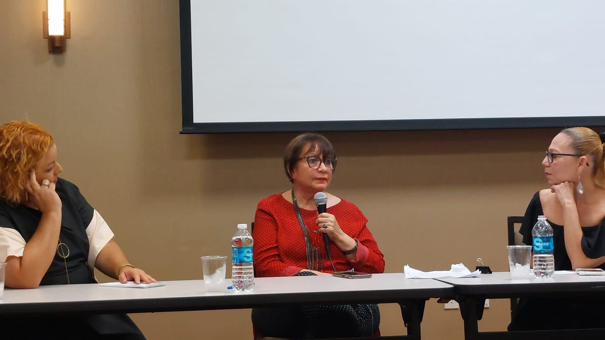 asppro_oficial's tweet photo. “El impacto del periodismo investigativo en la historia de Puerto Rico: del Cerro Maravilla al Verano del 19” con Carla Minet @cpipr @RositaMarrero y @damaris_suarez
¡Gracias por decir presente!
#Asppro #Cope22 #DistritoTMobile #ComeLiveItUp #VenVívelo #PuertoRico https://t.co/IilBexYMHb