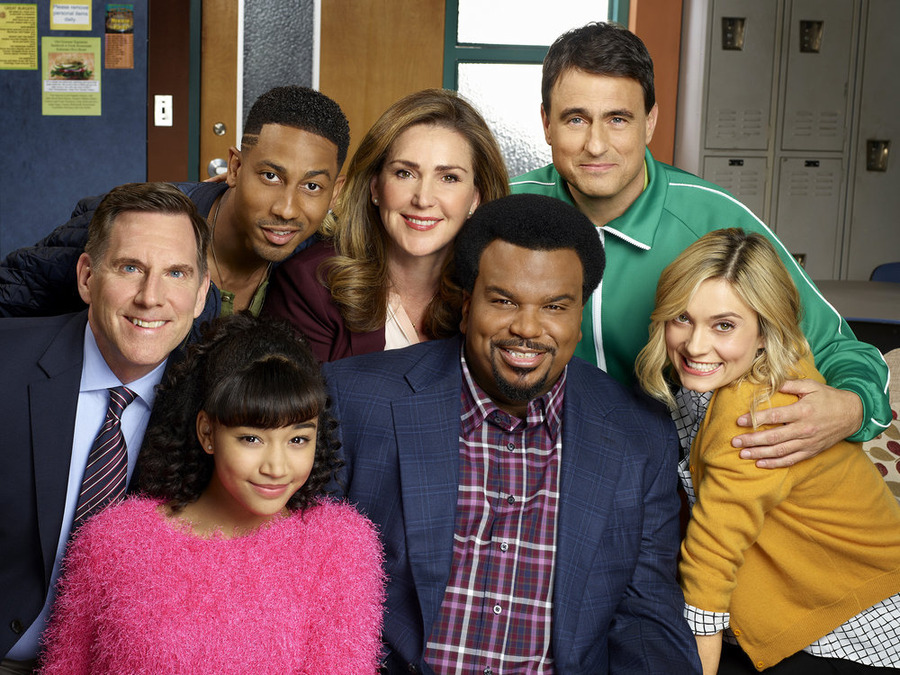k50cullen's tweet photo. In 2015 and 7 Years Ago, #MrRobinson premiered on @nbc on this day and ended too soon RT and Like if you remember this show. (@MrCraigRobinson, #BenKoldyke, @GilpinPeri, @brandontjackson, @spencergrammer, @AmandlaStenberg, @robbcullen, #MarkCullen, #HowardKlein, https://t.co/QFtMX7TN0H