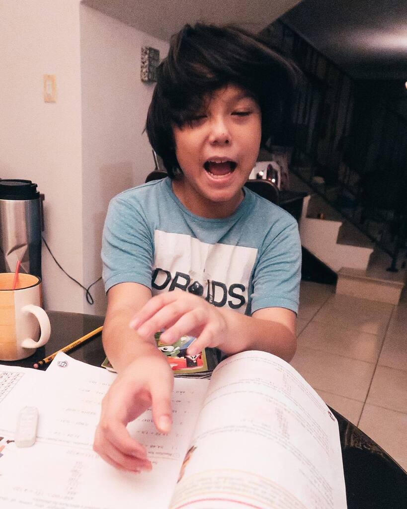 LuisYuM's tweet photo. Thursday Night #photodump
#AleYu #BetoYu https://t.co/drbmSeaxMy https://t.co/LyfROppAgn