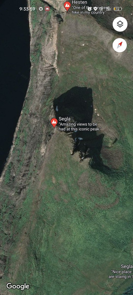 BhavsarAarya's tweet photo. @realmeglobal @mihael Segla Mountain Peak, Senja, Norway. 
69°30'21"N
17°35'44"E 
#GTHunter
#realmeGT2ExplorerMasterEdition
@realmeglobal https://t.co/IwMOvyyPAY