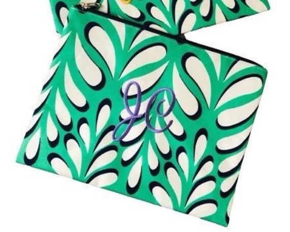 Kaileysmonogram's tweet image. Large Zipper Pouch Back To School Pencil Pouch etsy.me/3k2O7aX #largezipbag #preppy #monogrammedbags #giftbagidea #spendthenight @etsymktgtool