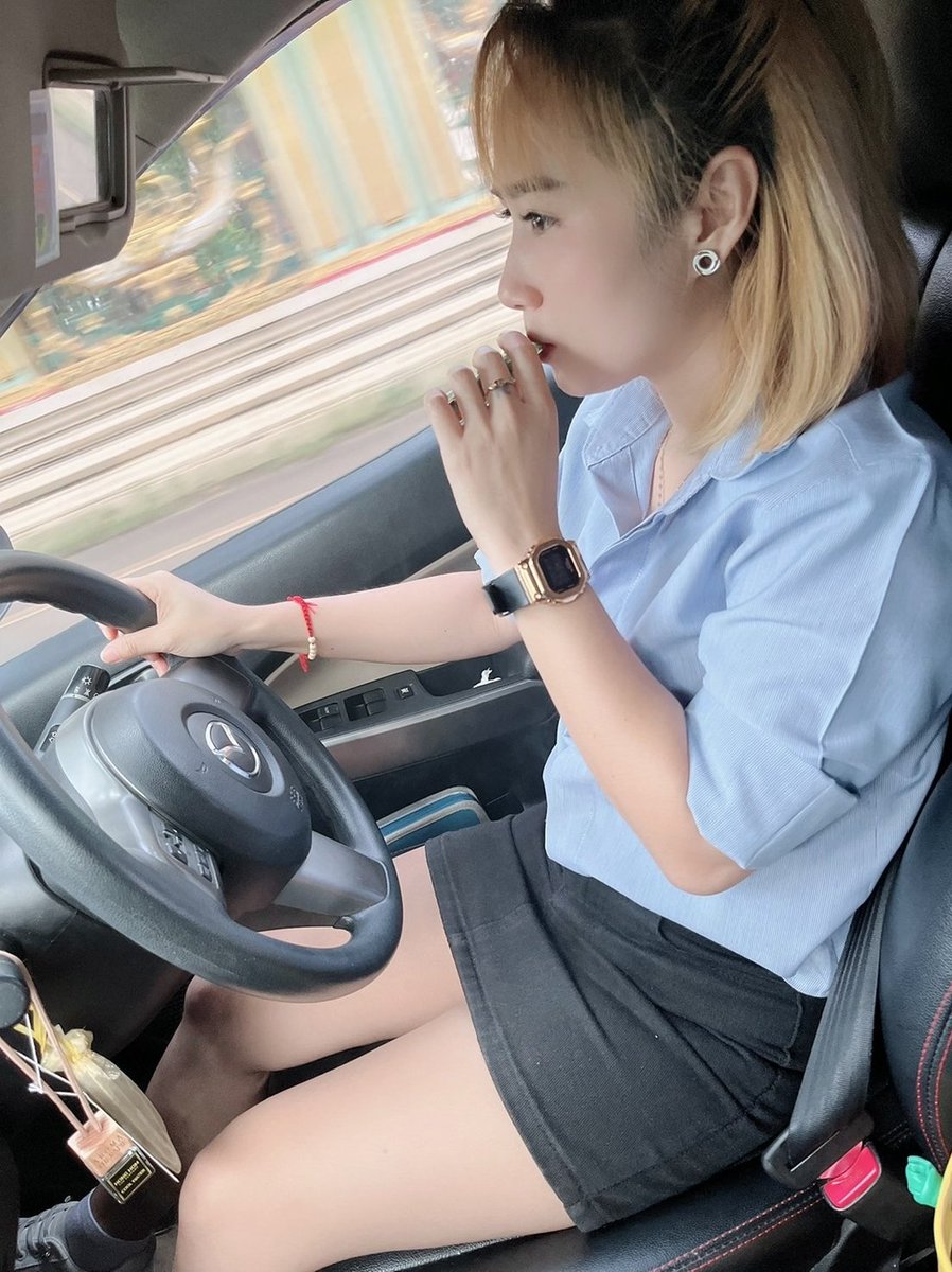 KeiyRocn's tweet photo. ชีวิตไม่สิ้นดิ้นกันต่อไป✌️✌️
#ทำงานงานคือเงินเงินความสุข
https://t.co/TGam8Gjpay https://t.co/vyR7r49EHr