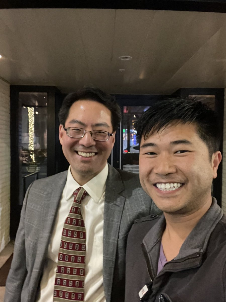 jimmeiah23's tweet photo. Look who decided to turn up in LA to give a talk on atypical HUS 😎@UChicagoPath @ChangUCanSpare https://t.co/BEfnpNitAE