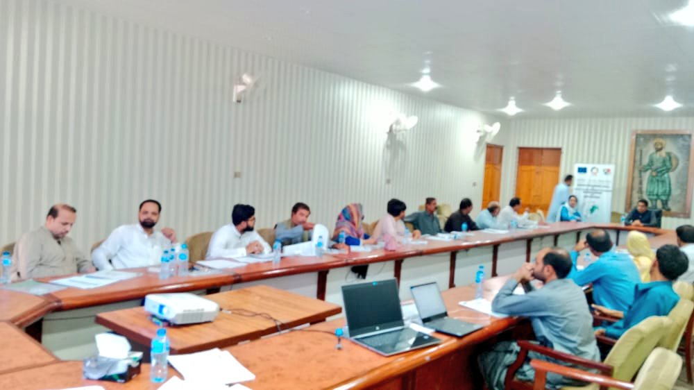 LEAD4SDGs's tweet photo. ADLG Coordinator, Ms Zaib Un Nisa @un_kals facilitated the training. Participants lauded the first of its kind training in Balochistan.
#lead4sdgs #acceleratingsdgslocalisation https://t.co/9hdPqbxDDd