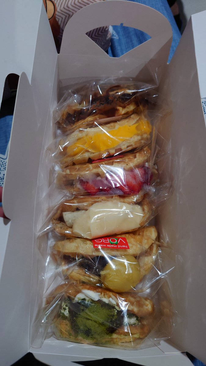 VampQueen_Alice's tweet photo. 好吃🥹 真的好吃一直吃
可能是我染頭髮了 我這次沒被認出來w
#Vorg #小田原 https://t.co/MeDNaFlfJv